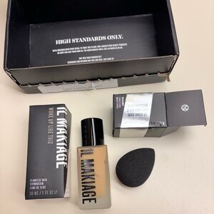IL MAKIAGE I Woke Up Like This foundation and sponge NWT